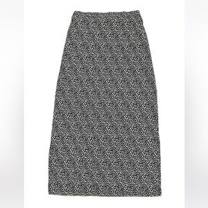 Coolibar Black and White Pebble Print Skirt. Long. Size M